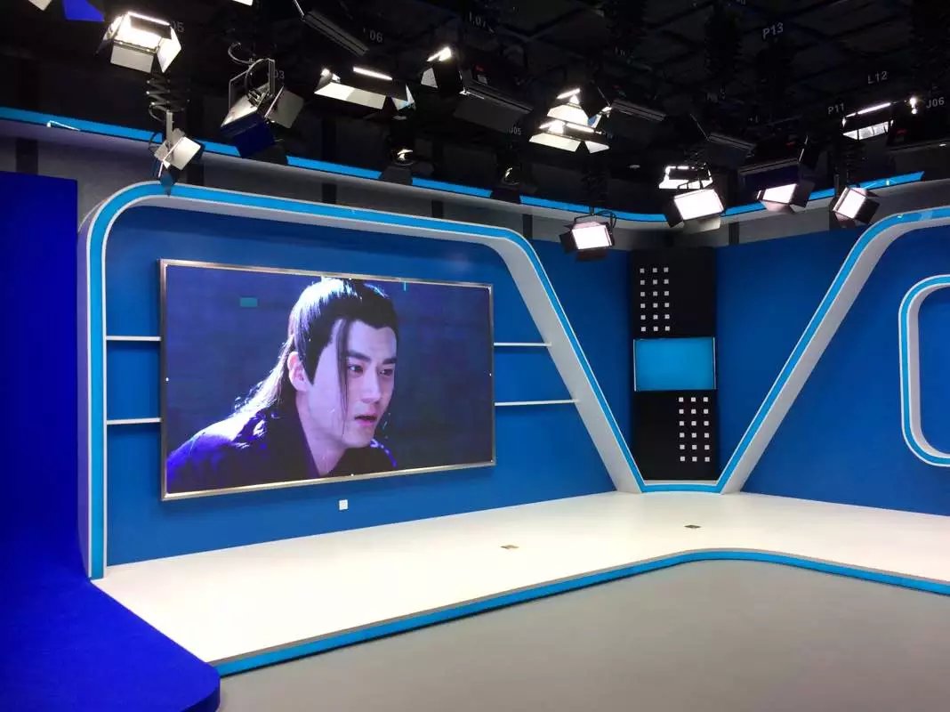 廣西桂平電視臺演播室燈光設計效果圖